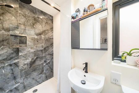 2 bedroom maisonette to rent - Photo 5