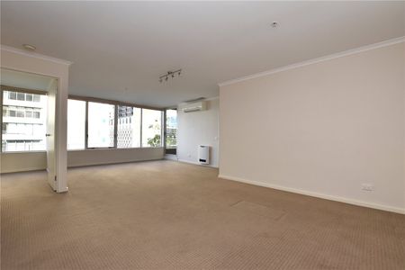 66/88 Southbank Boulevard - Photo 2