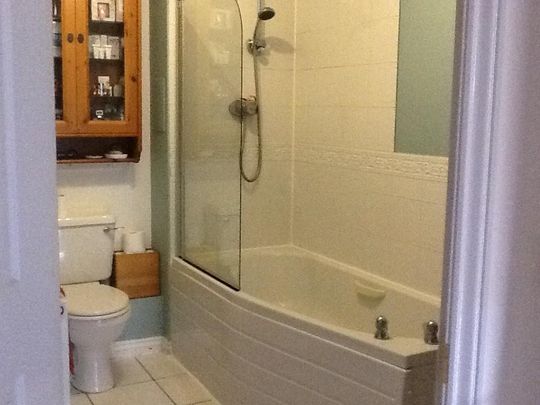 2 bedroom house to rent - Photo 1