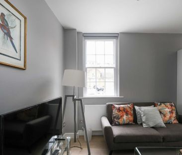 Henrietta Mews, Bath - Photo 1