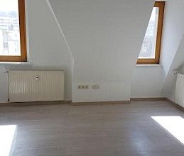 3 Zimmer Dachgeschosswohnung frei ab 01.03.2025 vorläufig noch mit EBK - Foto 3