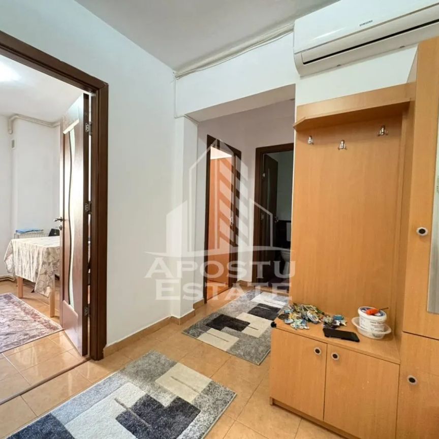 Apartament cu 2 camere de inchiriat in zona Dacia - Torontal - Fotografie 1