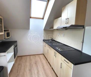 Pronájem bytu 1+kk v Čelákovicích - Photo 2