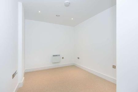 Skyline, High Street Slough, SL1 - Photo 4