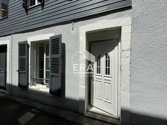 LOCATION MEUBLÉE - PAU / BILLERE - Avenue Jean Mermoz : STUDIO rénové plus de 19m² avec facilité de stationnement - Photo 1