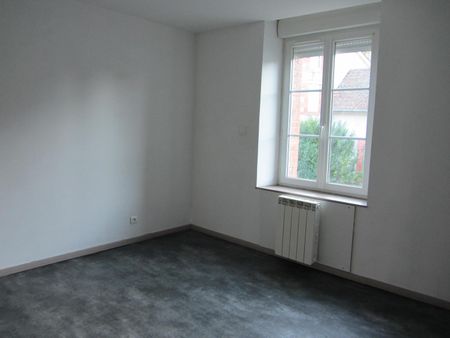 Location Appartement 2 pièces 52m² YDES 15210 - Photo 2