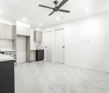 “Modern 2-Bedroom Granny Flat for Lease – Convenient Location!” - Photo 3