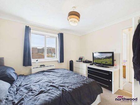 Hudson Close, Sovereign Harbour South, Eastbourne, BN23 - Photo 4