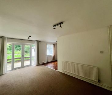 3 Bed Semi Detached Kendrick Drive Leicester LE2 - Ace Properties - Photo 6