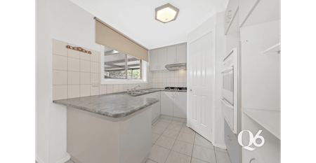 Family Home In A Great Location - Photo 3