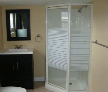 For Lease - 64 Glenview Drive, Hamilton, Ontario - Photo 2