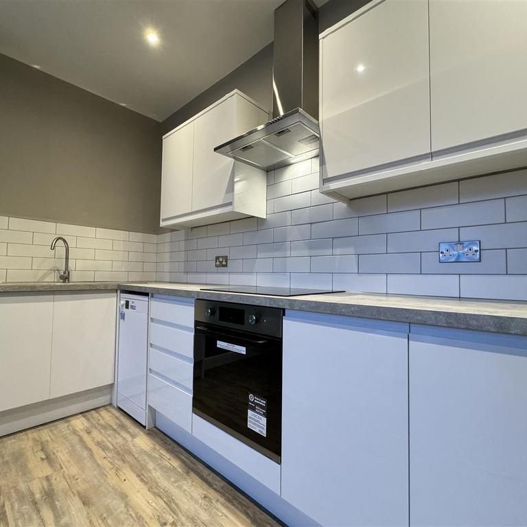 2 bedroom apartment to rent - Photo 1