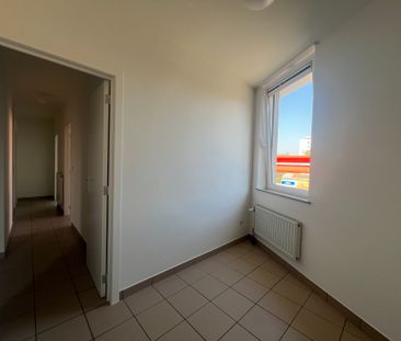 Lichtrijk appartement te huur - Foto 4