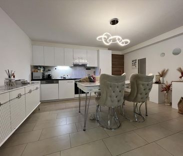 WITH A LARGE TERRACE, VERY WELL LOCATED - Photo 4