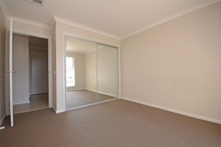 4 Thornbill Terrace - Photo 2