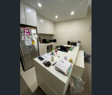 Cozy One bedroom + Study within Killara High Catchment - Photo 2