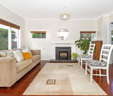 1BR Home with Garden & Deck - Photo 3