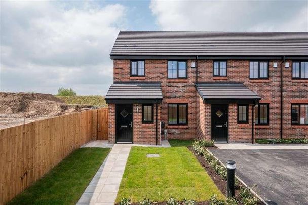 Barton Quarter, Horwich, BL6 - Photo 1