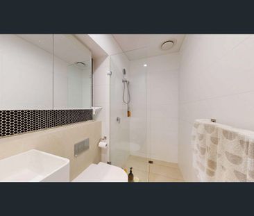 Modern Apartment in a Convenient Riverside Location! - Photo 4
