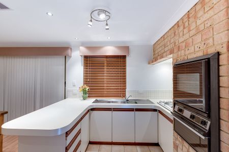 13/38 Rome Road, Myaree. - Photo 2