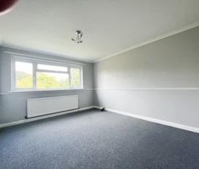 3 bedroom detached house to rent - Photo 3