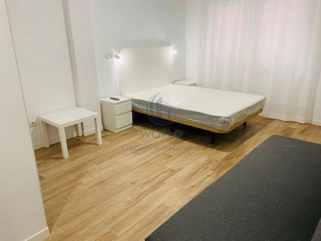 Estudio de alquiler en Calle de Vargas, Ríos Rosas - Nuevos Ministerios - Photo 2