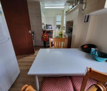 House share to rent - Photo 6