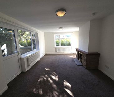 4 bedroom detached house to rent - Photo 1