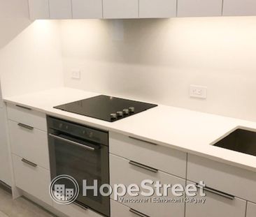 1 Bed Condo In University District W/ Undgr. Parking: Walk To U Of C - Photo 1