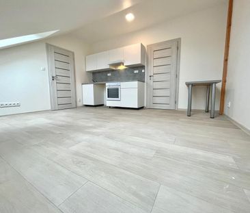 Pronájem bytu 1+kk 34 m² - Photo 6
