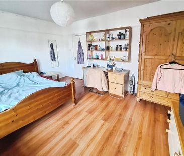 4 bedroom terraced house to rent - Photo 2