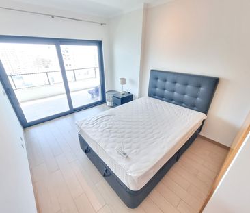 Apartamento T2 para Arrendamento Anual na Praia da Rocha, Portimão - Photo 2