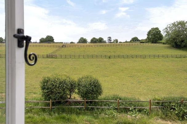 One Tree Hill Road, Guildford, GU4 - Photo 1