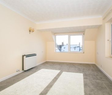 1 bedroom retirement property to rent - Photo 4