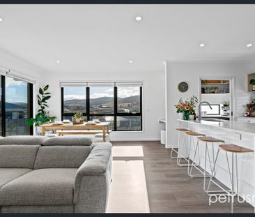 6 Month Lease - Photo 1