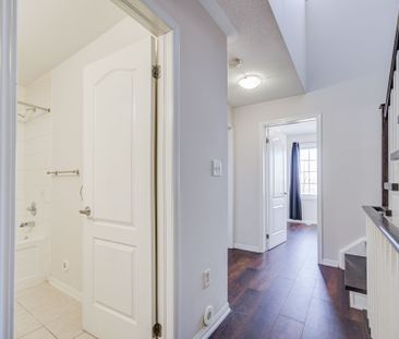 For Lease - 2614 Dashwood Drive Unit# 47, Oakville, Ontario - Photo 2