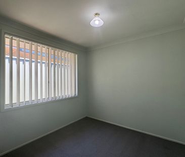 Three Bedroom Family Home - Photo 3