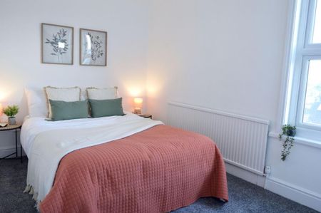 1 bedroom in a house share to rent - Photo 5