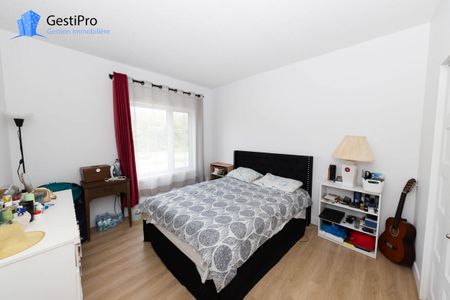 1213 av Charles-Huot – Le Charles-Huot - Photo 2