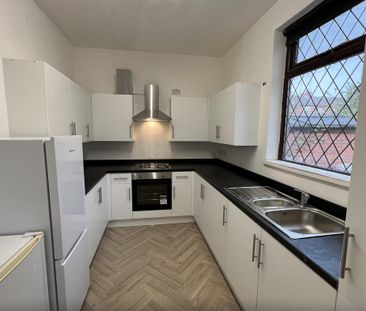 5 bedroom house of multiple occupation to rent - Photo 3