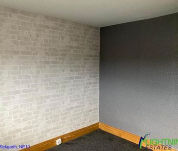 2 bedroom semi-detached house to rent - Photo 6