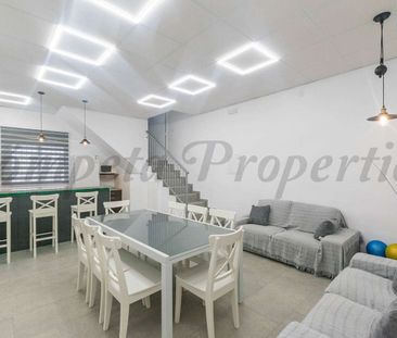 Townhouse in Daimalos, Inland Andalucia in the mountains - Photo 2