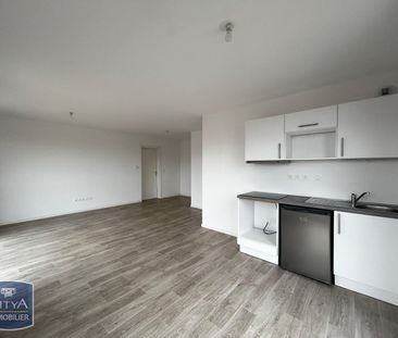 Location Appartement 3 pièces 69m² LILLE 59000 - Photo 2