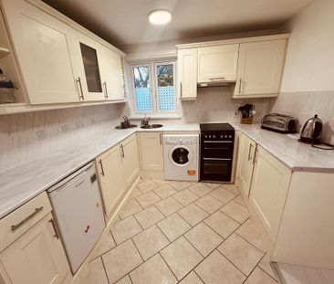2 bedroom maisonette to rent - Photo 4