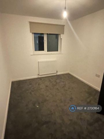 4 bedroom terraced house to rent - Photo 2