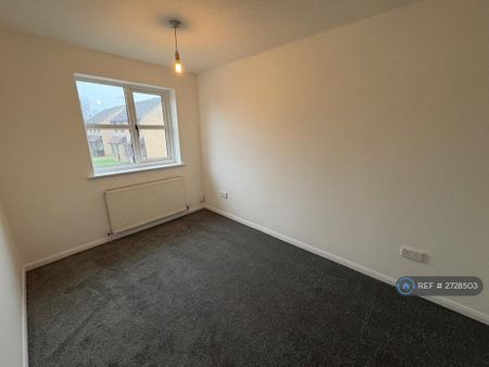 3 bedroom semi-detached house to rent - Photo 5