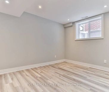 Detached Home For Lease | N9246525 - Photo 6
