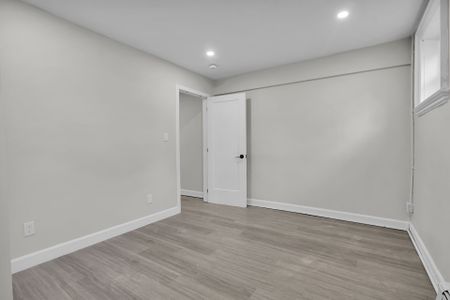 For Lease - 425 Mckenzie Avenue Unit# 1, London South, Ontario - Photo 2