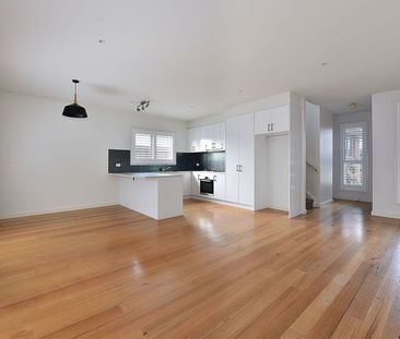 Low Maintenance Lifestyle - Photo 5