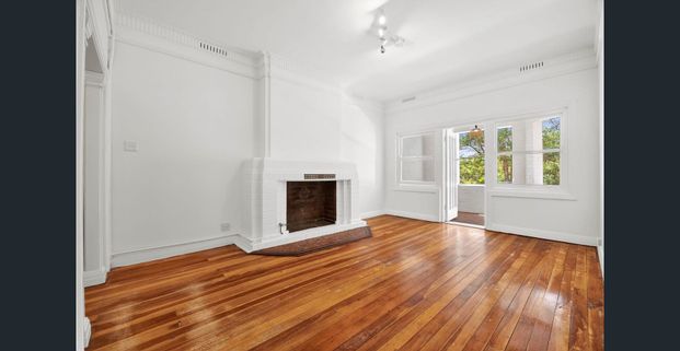 Renovated two bedroom apartment in the heart of Manly - Photo 1
